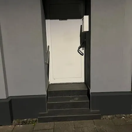 Schickes In *